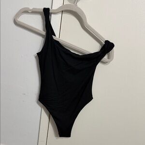 Oh Polly Black One-Shoulder Bodysuit